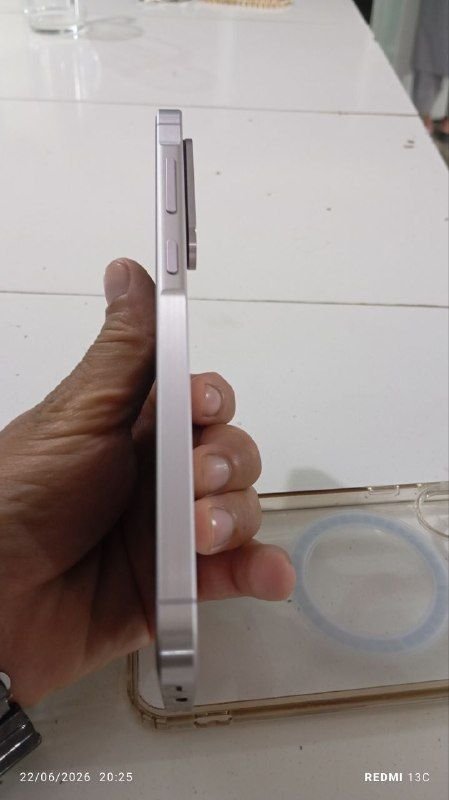 Hello, good time to all friends, a very clean A56 phone, barely working, internal memory 256 GB, 8 GB RAM, price 17500 afghani, it fits well, contact numbers 0789884086. 0729467103