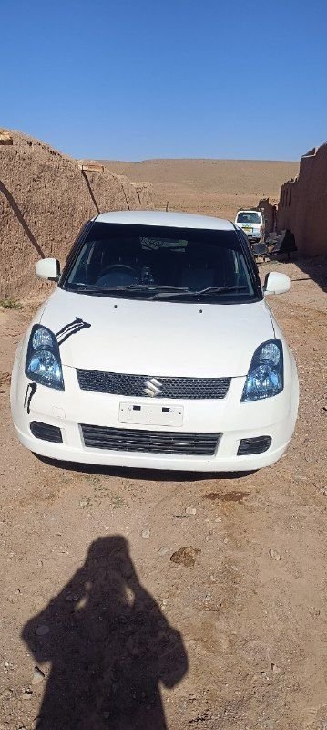 Hello, dear friends, Swift car, white, oyster, clean, double car, empty car, gearbox car, with warranty, you can call with skeleton engine.