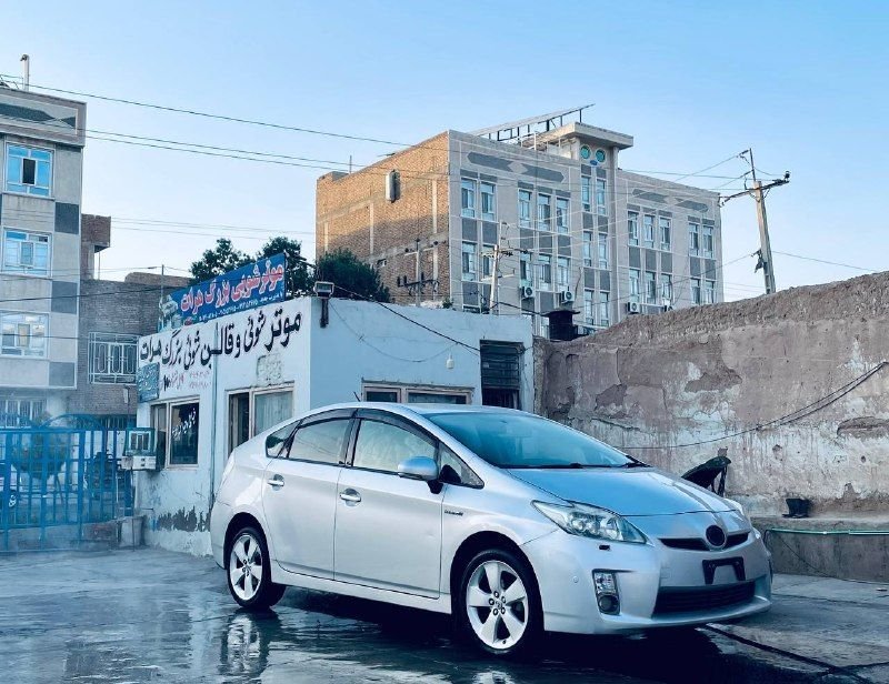 Urgent sale of Prius