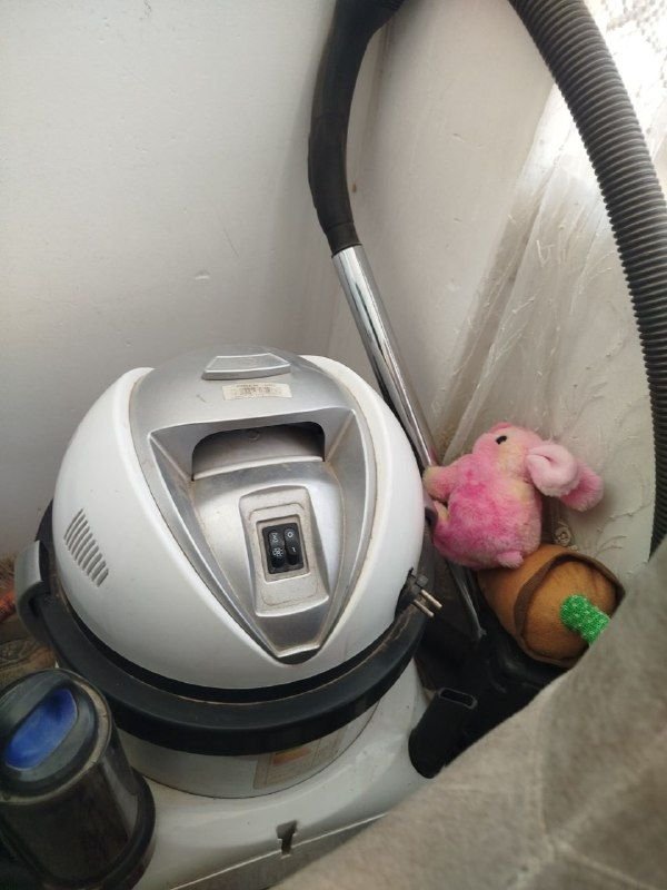 Brand new high suction vacuum cleaner