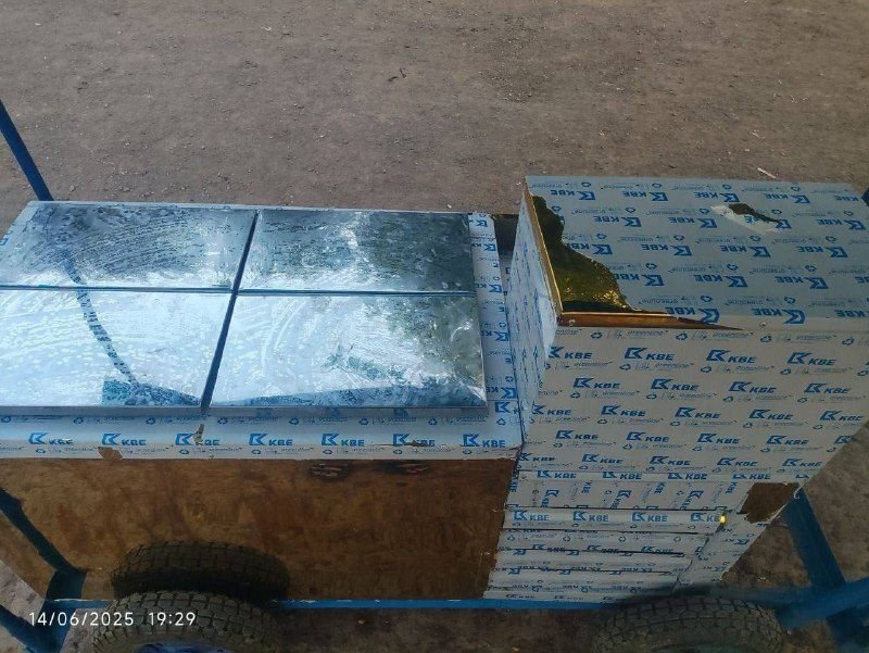 For sale is a very clean and brand new Falode refrigerator that has only been used for about a month. If interested, please contact via private message.