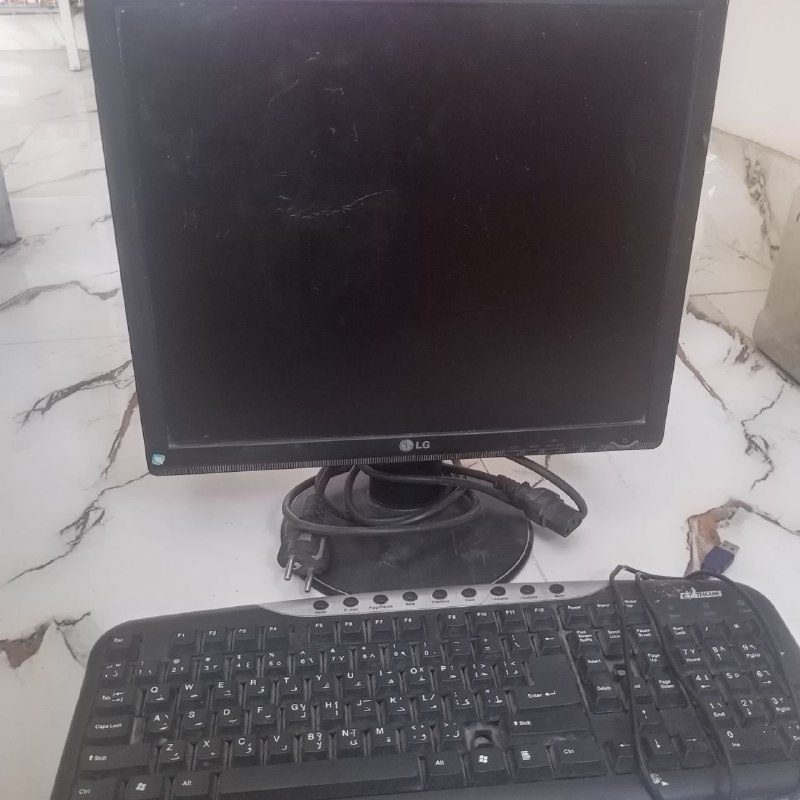 LG Flatron 17-inch monitor