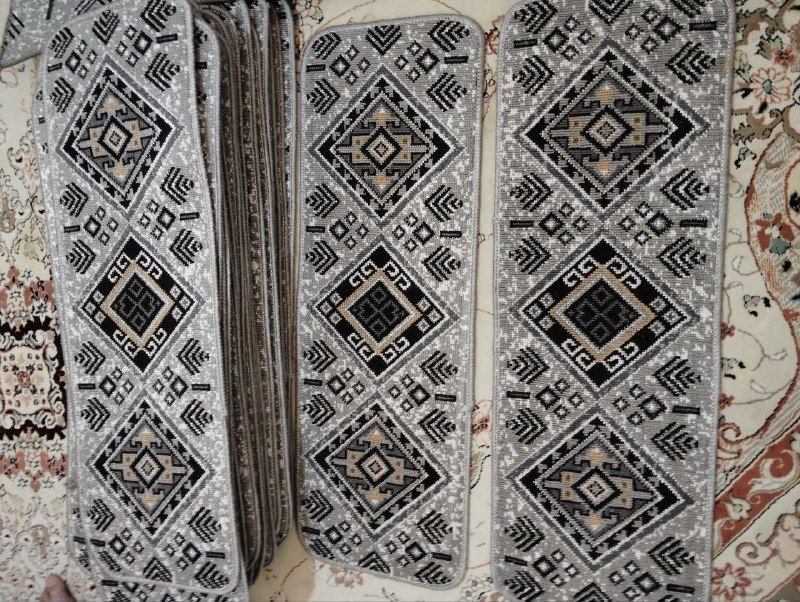 st kaml frsh plh for do floor khanh hmrah girh plh noo noo astfadh nshdh price 7000afghani with jor amd number contact 0798086290