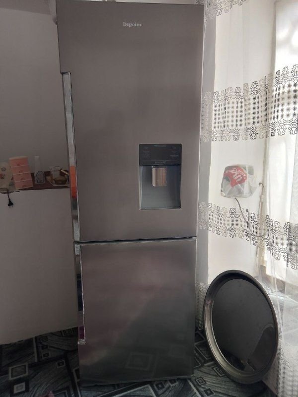 Selling refrigerator with vacuum cleaner 0729976781