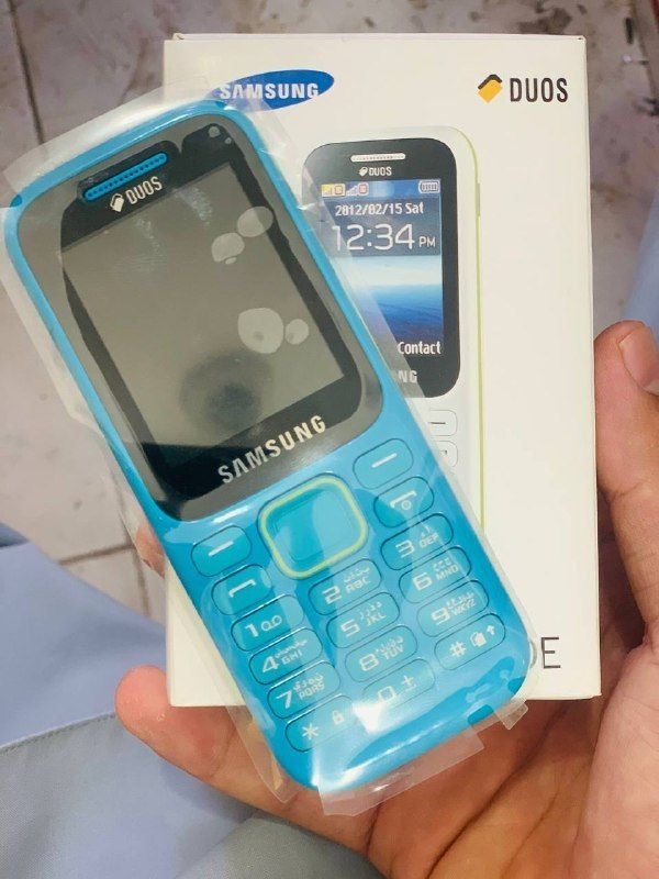 Simple Samsung phone, 90% quality
