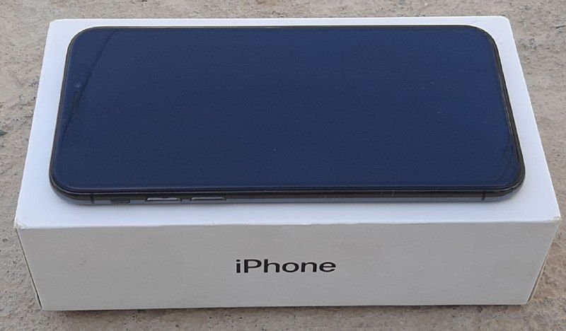 sale iPhone xs box dar and rajstr airan