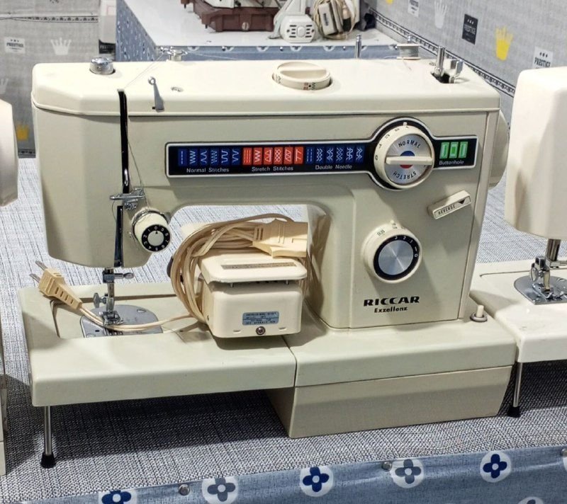 Electric sewing machine of the Japanese company, Ricor,