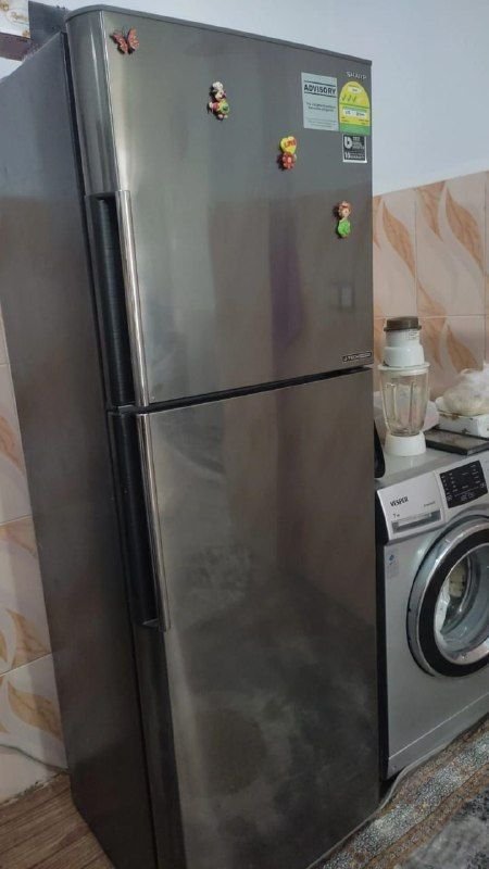 Sharp Japan low-consumption refrigerator without frost has a price of 21,000 yen