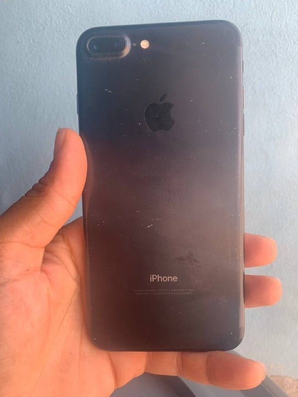 Hello, I am selling an iPhone seven plus