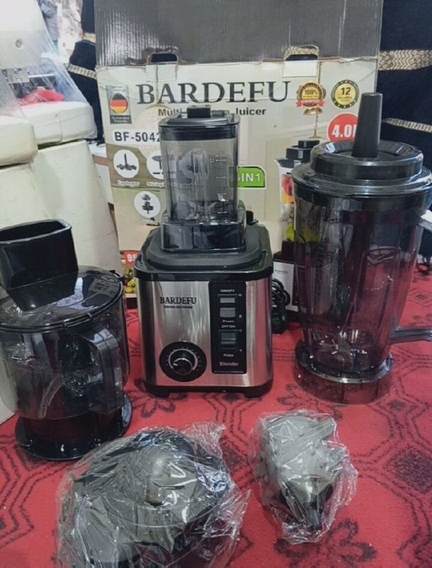 In the name of God, we are selling 8-function juicer mixer.