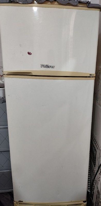 The company's gas refrigerator is sold without any problems, the price is 7 thousand, the buyer will pay