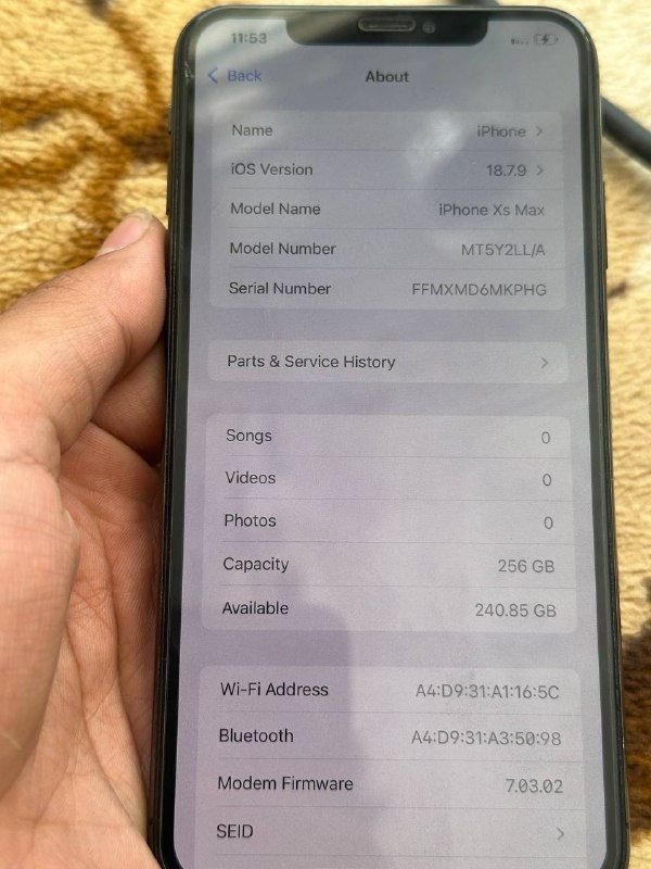 iPhone aks mks