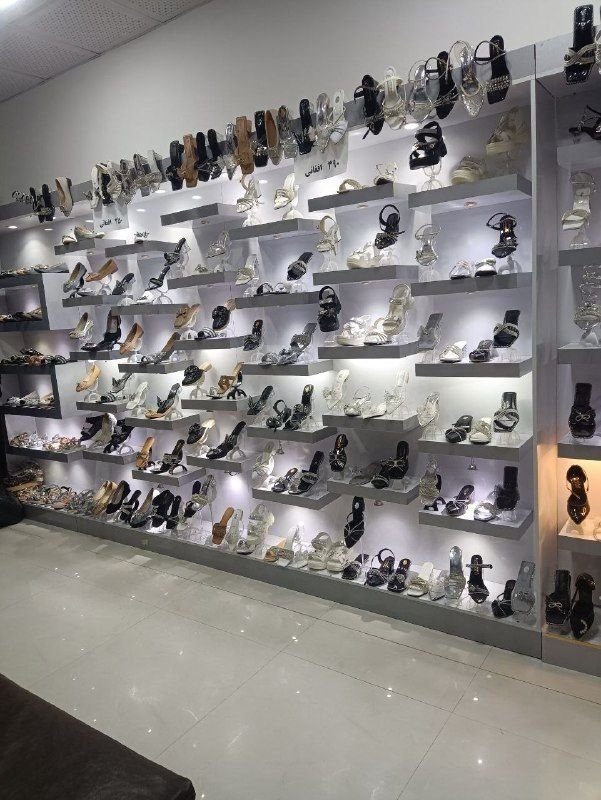 Location: [Lilami Road facing Ferdowsi Market Galleria Center on the ground floor]