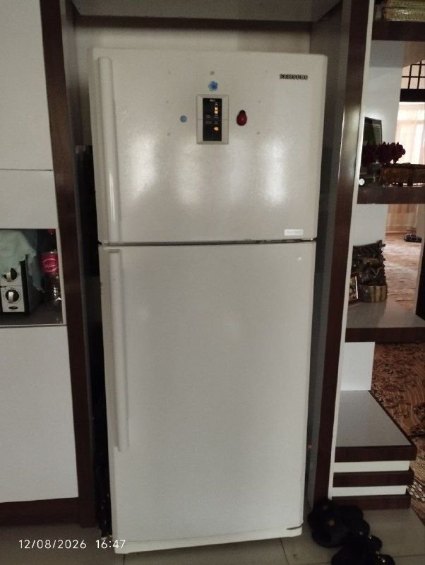 Samsung refrigerator guaranteed to work without frost
