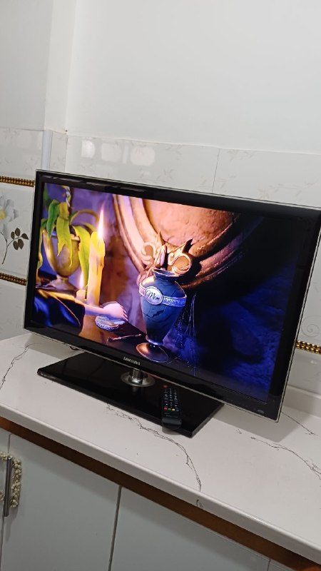 with hello tloizion LED Samsung original