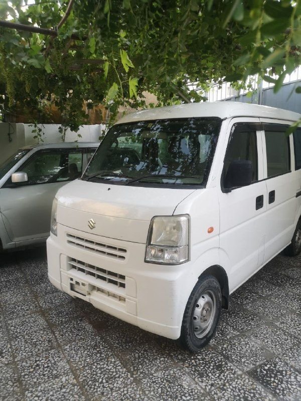 Suzuki Debe car 2013 model