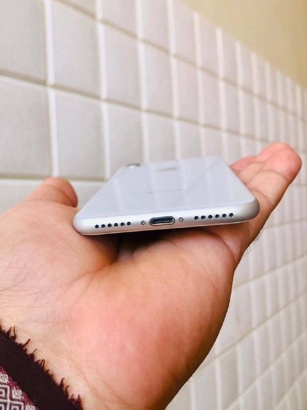 iPhone 8
