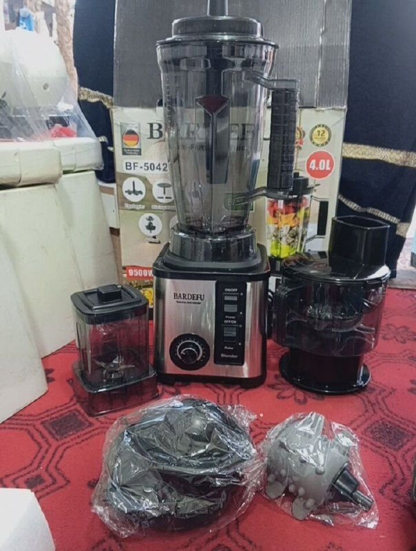 In the name of God, we are selling 8-function juicer mixer.