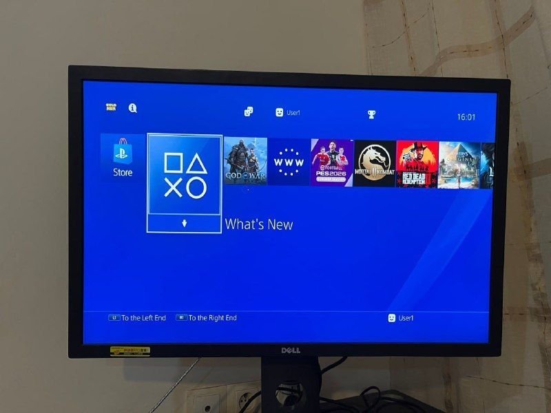 1- PlayStation 4 Pro version 9 copy