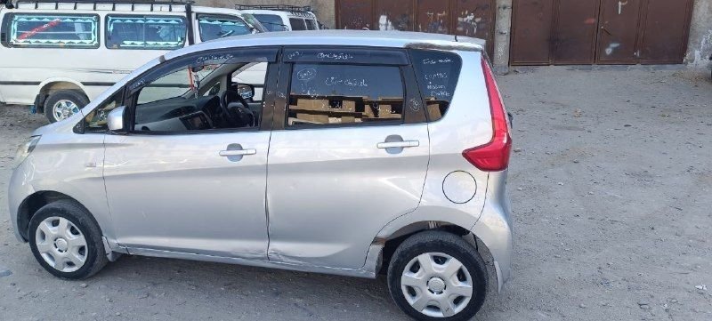 Nissan 2013