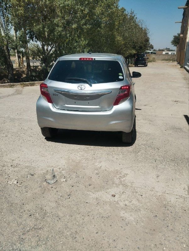 Selling a domestic Vitz car
