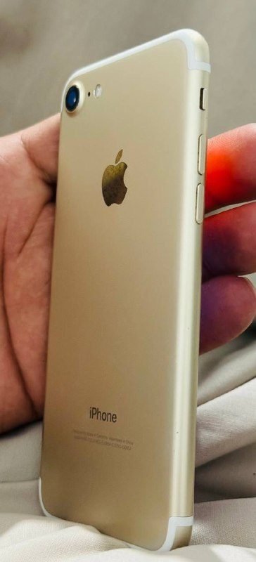 iPhone 7 clean gold
