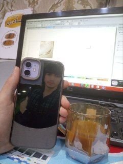 Photo printing on the back of the phone and printing services are accepted. To order, send a message on WhatsApp or Telegram 0791582192