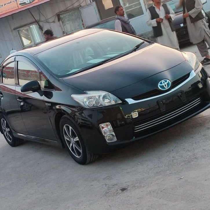 Black Prius 🇦🇫💐