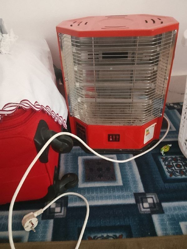 Hello, I am selling a four-burner electric heater with a fan, a healthy type, I brought it from Iran, 900 Afghanis, contact number 0799425900