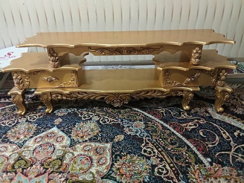 Hello, the TV table can accommodate up to 55 people. It is a four-piece method