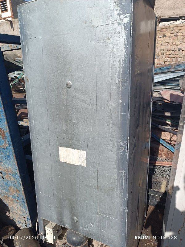 Refrigerator at a reasonable price of 6000 thousand Afghani. 0791822456