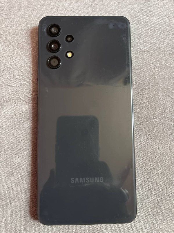 Selling Samsung a32