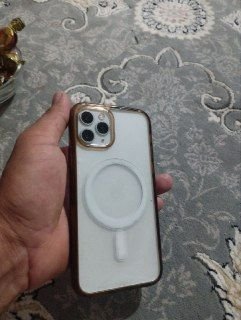 iPhone 11 Pro with carton and Iranian register